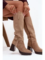 Zateplené dámské kozačky na podpatku s prošitím béžové Alessara