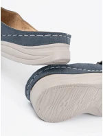 Pohodlné tmavě modré dámské  nazouváky na plochém podpatku