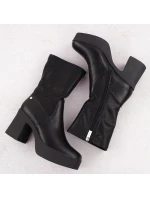 Goe W MM2N4047 INT2056 boty na jehlovém podpatku