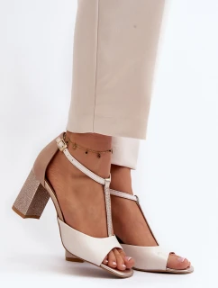 Kožené sandály na podpatku Laura Messi 2759 béžové