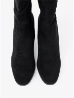Luxusní dámské  kotníčkové boty černé na širokém podpatku