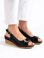 Pěkné  sandály černé dámské na klínku