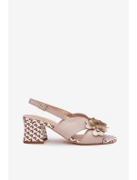 Kožené Dámské Sandály Na Podpatku S Květinami Béžové Laura Messi 2950 Kožené Dámské Sandály Na Podpatku S Květinami Béžové Laura Messi 2950