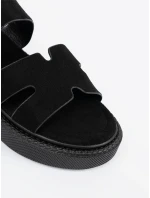 Krásné dámské černé  sandály platforma