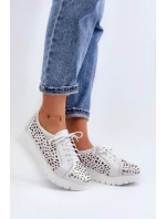 Dámská kožená polobotka s ažurovým vzorem Zazoo 2821 Světle šedá