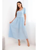 Dámské bavlněné midi šaty s krátkým rukávem a rozšířeným spodkem modrá