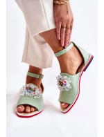 Dámské kožené sandály s zdobením zelená Nevassa Dámské kožené sandály s zdobením zelená Nevassa