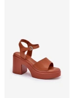 Dámské Sandály Na Masivním Podpatku A Platformě Z Eko Kůže Camel Korlevia