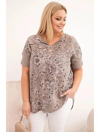 Dámská bavlněná halenka Plus Size s krátkým rukávem a ozdobným knoflíkem fango Dámská bavlněná halenka Plus Size s krátkým rukávem a ozdobným knoflíkem fango