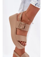 Dámské sandály na platformě s ozdobným detailem Béžové Nelira