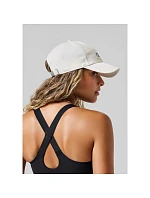 Kšiltovka Casall Casual Logo Cap, bílá Kšiltovka Casall Casual Logo Cap, bílá