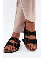 Semišové pantofle na korkové podrážce s přezkami Černé Tavira