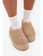 Nízké semišové zimní boty dámské s výšivkou na platformě Vinceza 97960 béžové