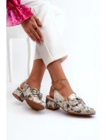 Dámské kožené sandály na nízkém podpatku s květinami Maciejka N6539-38 Zelené