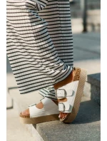 Dámské Pantofle Na Platformě S Přezkami Lee Cooper LCW-25-35-3496L Bílé Dámské Pantofle Na Platformě S Přezkami Lee Cooper LCW-25-35-3496L Bílé