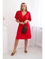 Šaty s vrstveným výstřihem červený