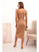 Dámský top a vroubkovaný sukně velbloudí Dámský top a vroubkovaný sukně velbloudí