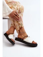 Dámské kožené žabky Zazoo 2896 Bílo-černé Dámské kožené žabky Zazoo 2896 Bílo-černé