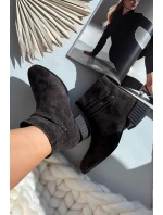 Dámské boty z přírodního semiše na klínu zateplené D&A CR52-651 čokoládové