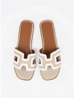 Designové dámské bílé  nazouváky na plochém podpatku