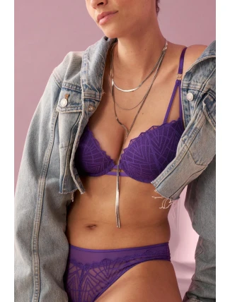 That Night in Vegas Brazilian - PURPLE HAZE - TRIUMPH PURPLE HAZE - TRIUMPH