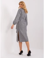 LK SK 509516 šaty.04 bílá a černá LK SK 509516 šaty.04 bílá a černá