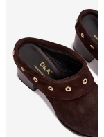 Semišové dámské sandály na podpatku D&A CR61-3059 čokoládové