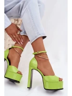 Lakované dámské sandály na podpatku a platformě Zelené Horvia