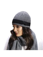 Dámská čepice Katalonia černo-bílá - Kamea Dámská čepice Katalonia černo-bílá - Kamea