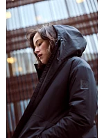 Tenson Tuuli Jacket Women Dámská zateplená parka 84.8727 dark navy Tenson Tuuli Jacket Women Dámská zateplená parka 84.8727 dark navy