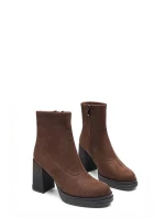 Boty na podpatku model 222036 Solea Boty na podpatku model 222036 Solea