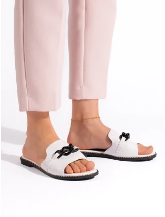 Klasické dámské bílé nazouváky bez podpatku Klasické dámské bílé nazouváky bez podpatku