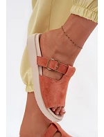 Semišové dámské sandály na platformě s zlatým sponou Oranžové Zemela