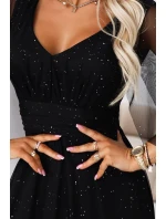 655-1 Dlouhé lehké třpytivé šaty s výstřihem a průhlednými rukávy - černé 655-1 Dlouhé lehké třpytivé šaty s výstřihem a průhlednými rukávy - černé