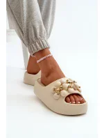 Dámské pěnové pantofle s ozdobami na silné podrážce, světle béžová Bremavia Dámské pěnové pantofle s ozdobami na silné podrážce, světle béžová Bremavia