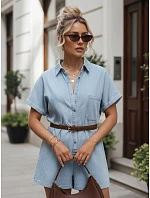 Krátká dámská kombinéza z tenké džínoviny s páskem FashionStreet EY2684 Krátká dámská kombinéza z tenké džínoviny s páskem FashionStreet EY2684