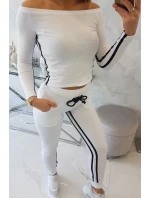 Sada s dvojitými pruhy bílé barvy Sada s dvojitými pruhy bílé barvy