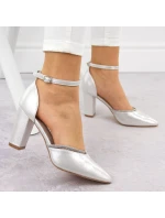 Dámské vestavěné ažurové sandály béžové Sabatina