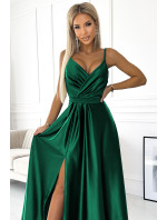 Elegantní dlouhé saténové šaty s výstřihem Numoco JULIET - zelené