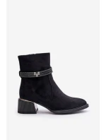 Zateplené dámské boty na nízkém podpatku s ozdobnými pásky D&A MR880-027 černé