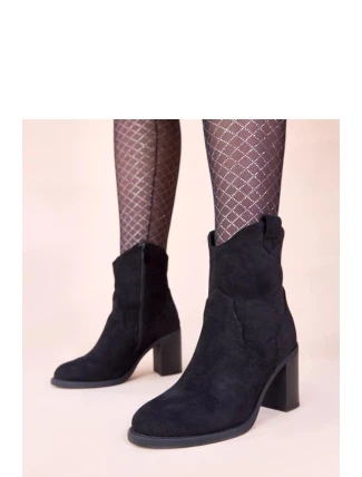 Boty na podpatku  model 221033 Solea