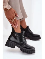 Nízké zateplené dámské kotníkové boty na klínku s ozdobným páskem Černé Therisse