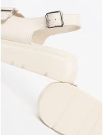 Klasické hnědé dámské  sandály platforma