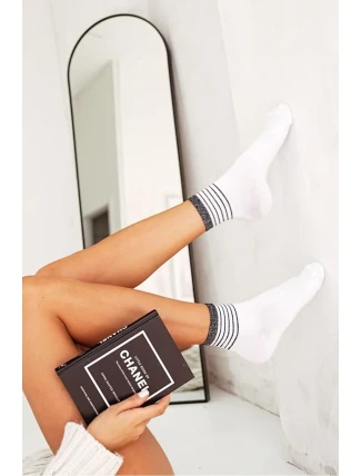 DÁMSKÉ PRUHOVANÉ PONOŽKY S LUREXEM 0200.028