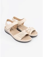 Klasické  sandály černé dámské na klínku