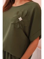 Dámský komplet z viskózy s ozdobným květem a širokými kalhotami - khaki