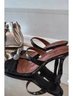 Dámské lodičky na podpatku s ozdobným detailem tmavě zelené Lorissa