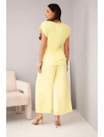 Komplet z wiskozy bluzka plisowana + spodnie žlutý
