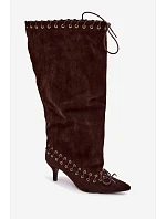 Kozačky Kitten Heel semišové s ozdobným šněrováním čokoládové Juletta Kozačky Kitten Heel semišové s ozdobným šněrováním čokoládové Juletta
