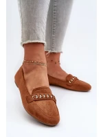 Lesklé dámské mokasíny s řetízkem Velbloudí Aredilla Lesklé dámské mokasíny s řetízkem Velbloudí Aredilla